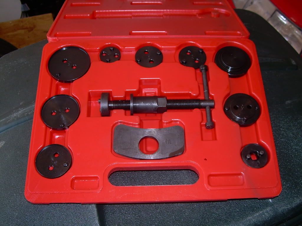 HOW TO Change Rear Discs/Pads on Mazda 3 Mazdas247